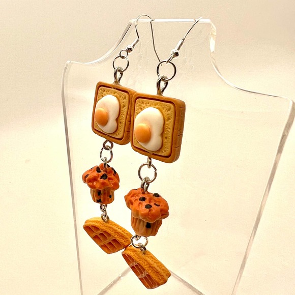 Breakfast Chain Earrings - Food Earrings - Eggs, Toast, Muffin, Waffle Earrings - Picture 8 of 11